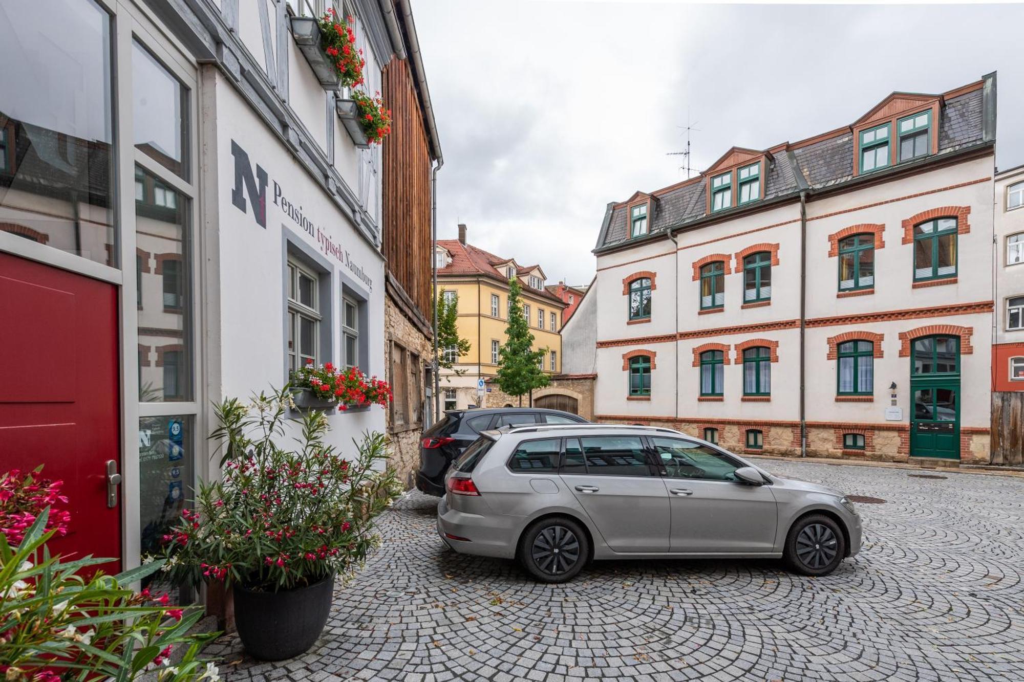 Pension Typisch Naumburg Naumbourg Extérieur photo