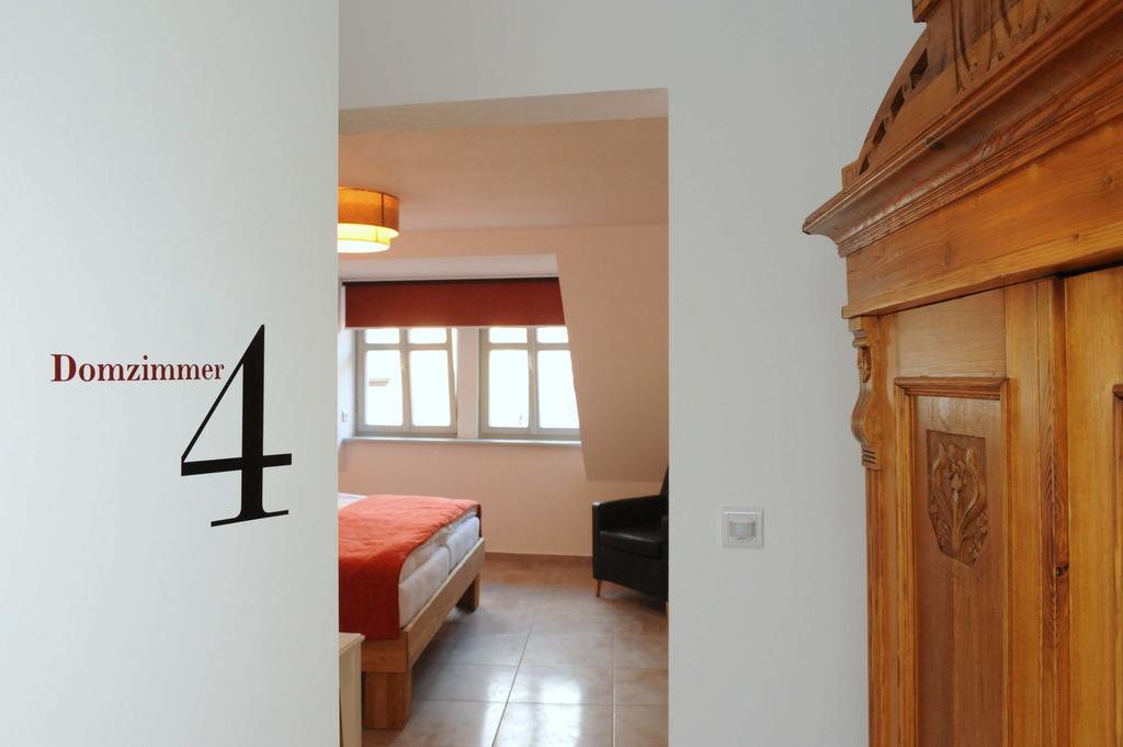 Pension Typisch Naumburg Naumbourg Chambre photo